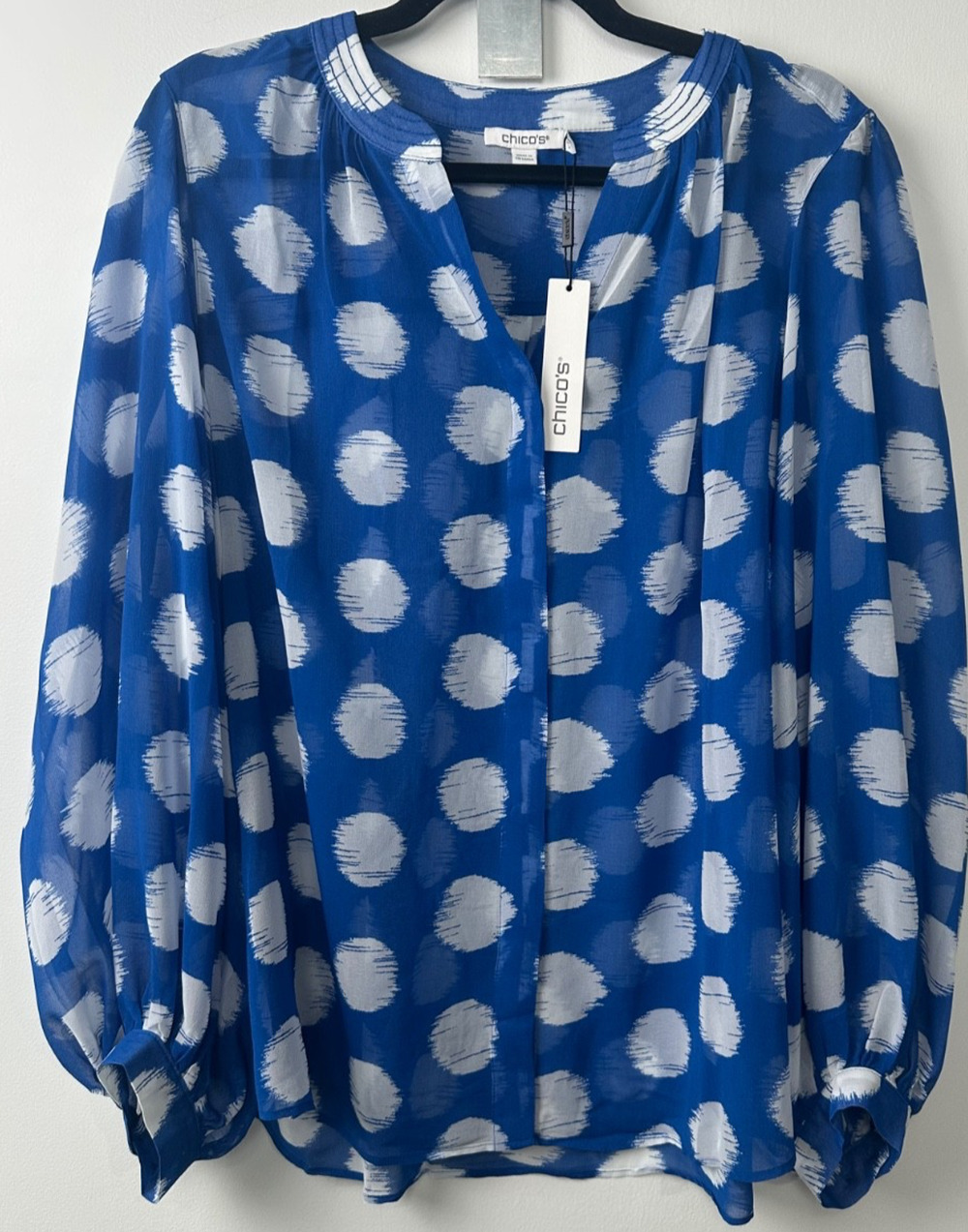 NEW Chicos Womens 14 Blouse Blue Ikat Dot Pintuck Sleeve Sheer Top Polyester A34